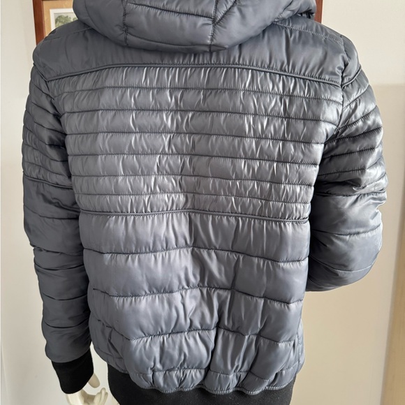 Jacket size small (Moosr Knuckles) - Picture 9 of 10